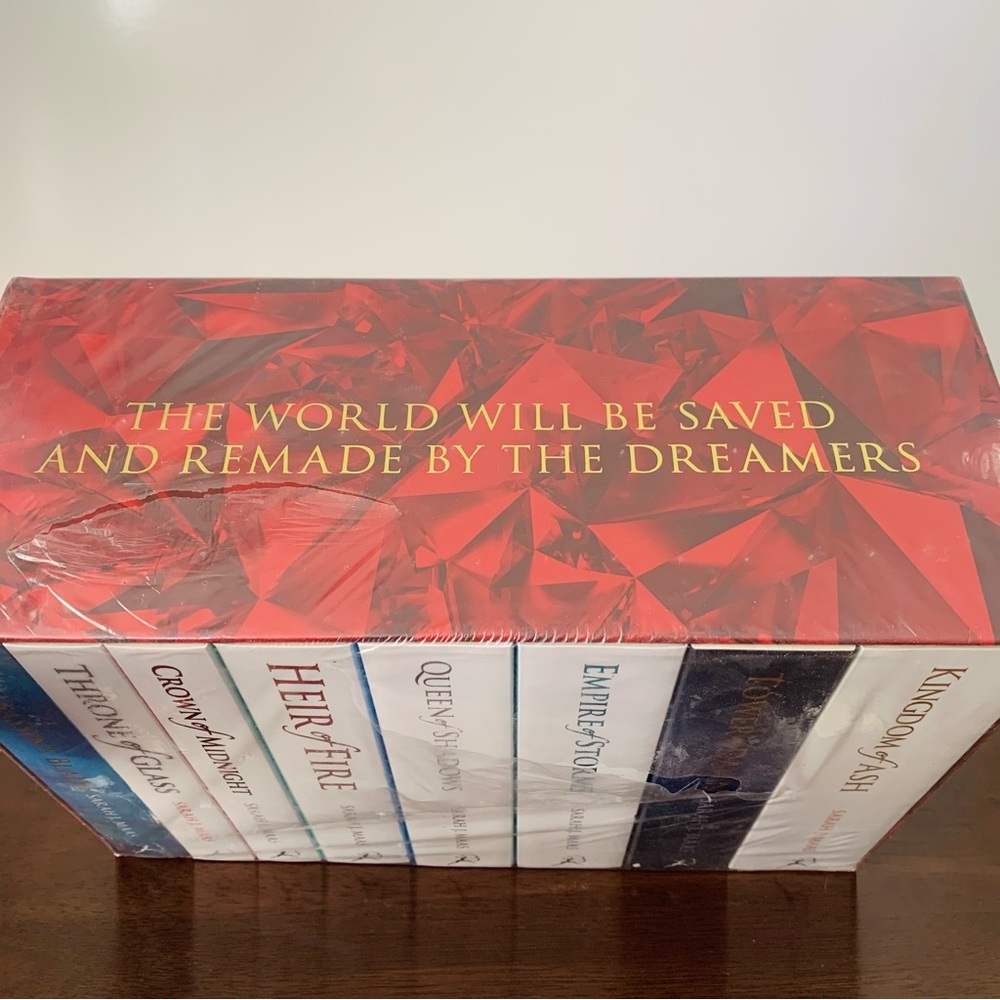 SOLD Throne of glass NWT UK paperback box set UK edition new in box poster - Picture 7 of 8
